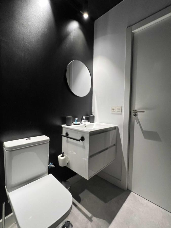 Appartamento Fiesta Cama Individual Modern & Luxury Málaga Esterno foto
